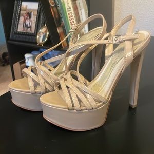 Chinese Laundry Tippy Tops Teaser2 Nude Platform Sandal. Size 7.5. 5.5 inch heel